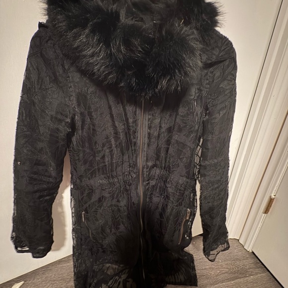 Zac Posen Black Utility Jacket with Faux Fur Collar - Picture 6 of 9